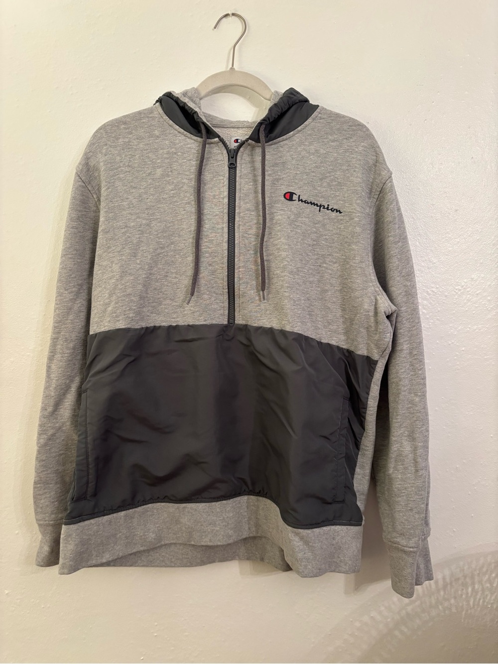 Champion Men’s Light Gray & Charcoal Half-Zip Hoodie